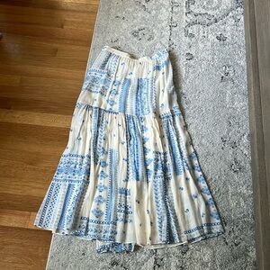 Midi skirt